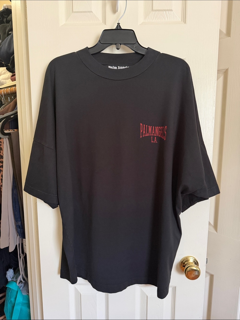 Palm Angels men’s short sleeve t-shirt
Size Large (oversized)